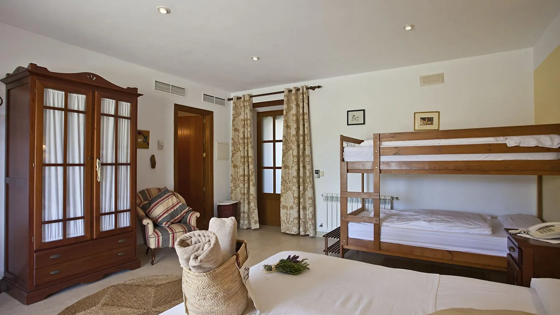Agroturisme Na Martina Santanyi Farm stay