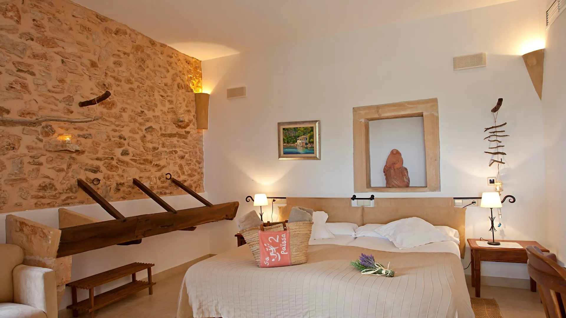 Farm stay Agroturisme Na Martina Santanyi
